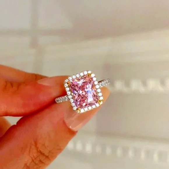 3 Carat Radiant Cut Ring, 925 Sterling Silver - Picture 1 of 3